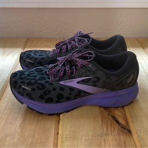Women’s Brooks Ghost 14 Running Shoes Size 7.5